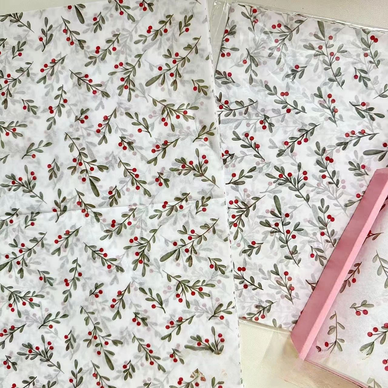 10pcs Holly, Berry Thin Paper, Wax-Coated Gift Wrapping, Par