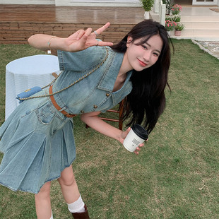 新品大麦！夏日氛围感百褶牛仔连衣裙配腰带