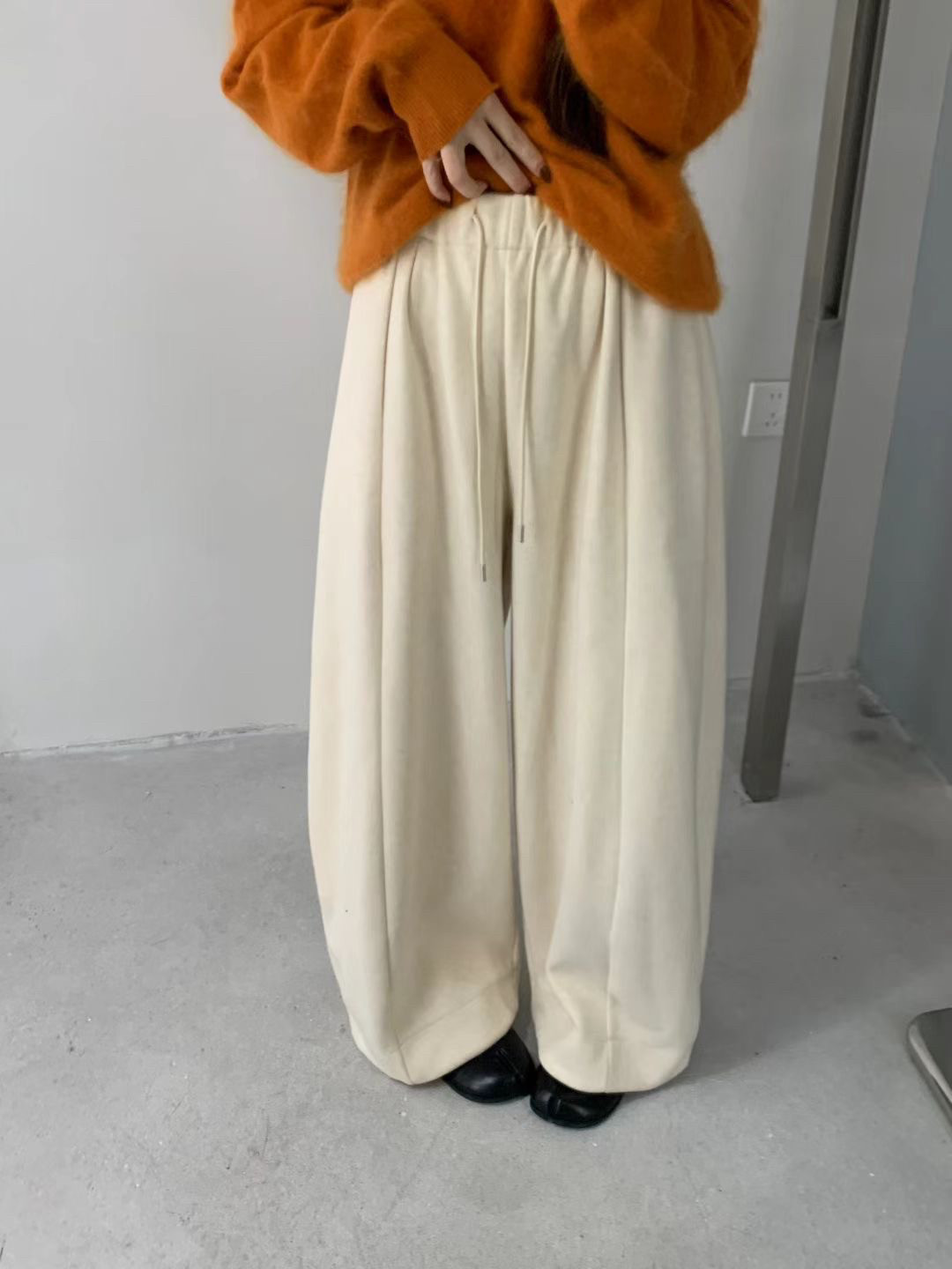 2025冬加绒新款韩版时尚百搭休闲抽绳松紧高腰垂感直筒阔腿长裤女