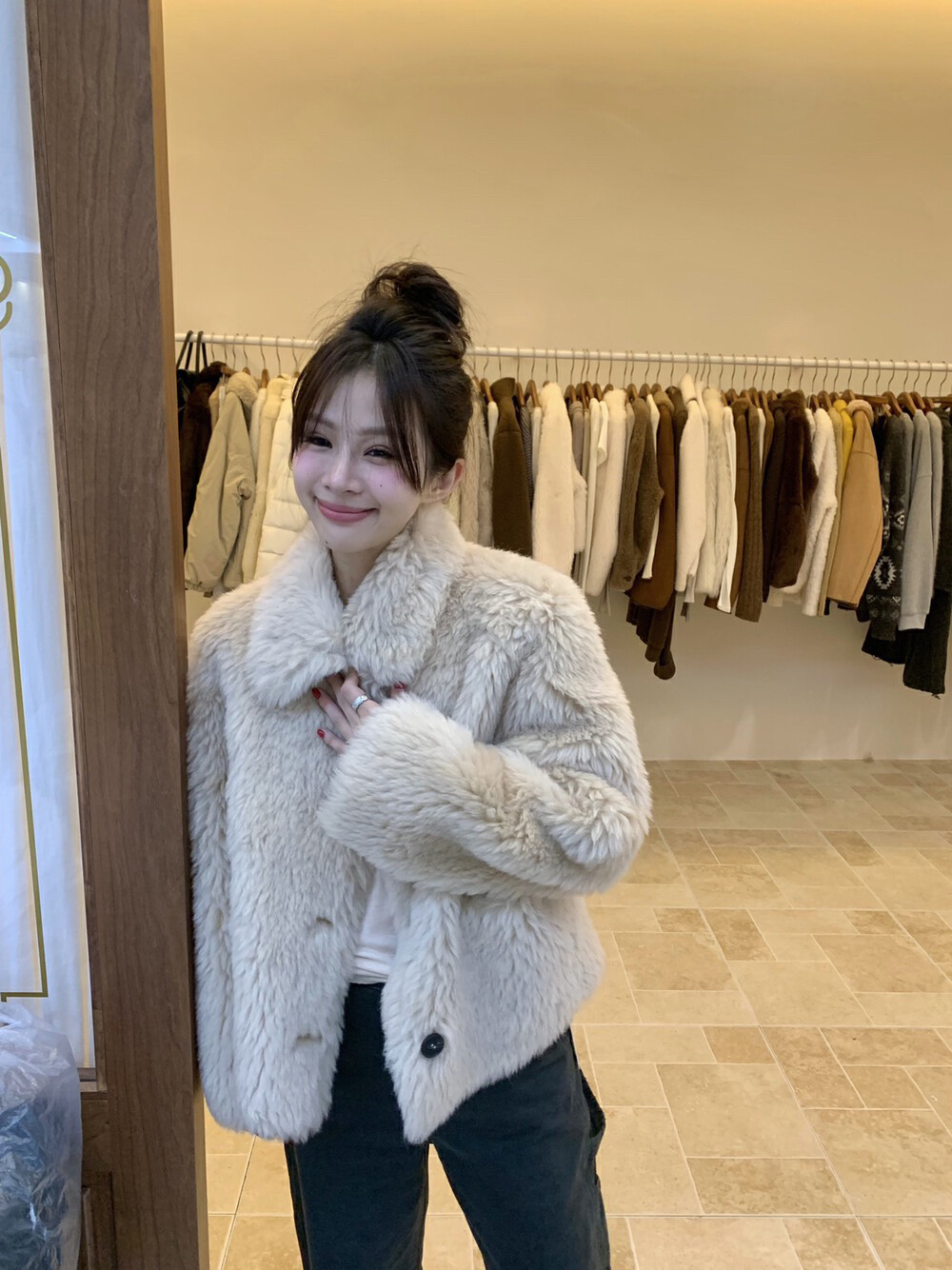 2025冬季托斯卡纳长毛小方领澳洲羊羔毛皮草外套女短款小个子大衣