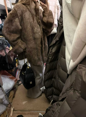 韩系25冬新款进口兔毛皮草年轻爆款V领高级感毛毛外套女宽松新款