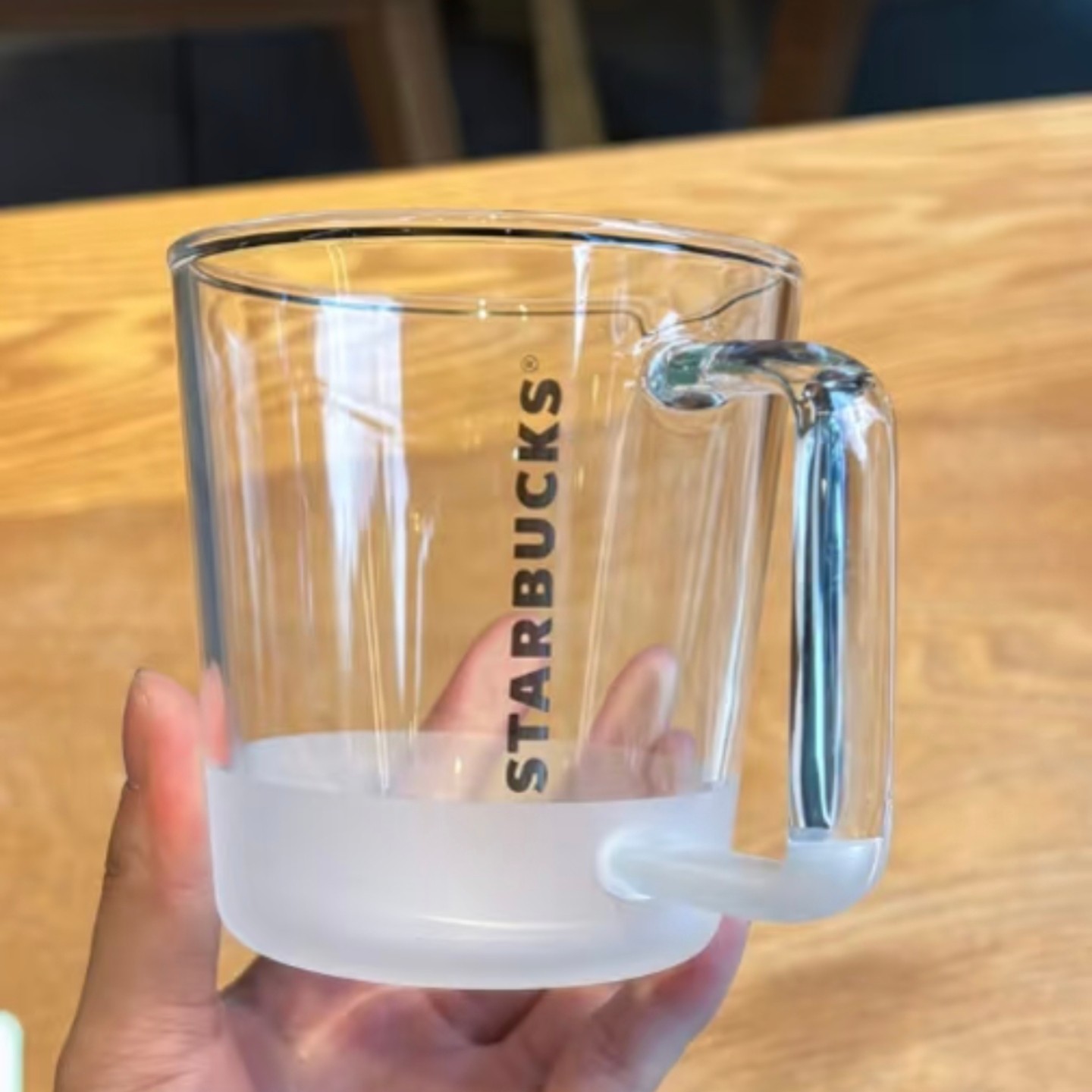 星巴克杯子清仓特价优惠纯白磨砂玻璃杯桌面水杯高颜值透明咖啡杯图片