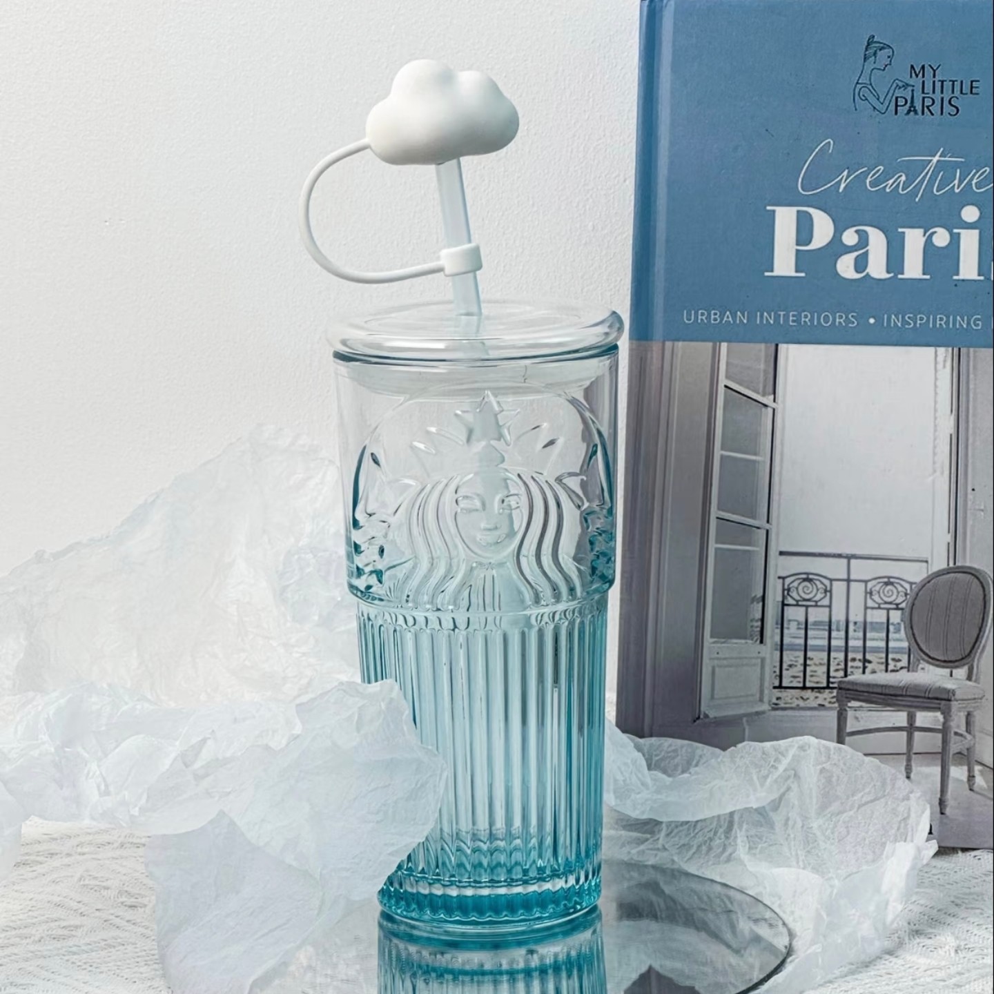 星巴克杯子清仓特价优惠高颜值天蓝色渐变玻璃吸管杯配云朵吸管塞