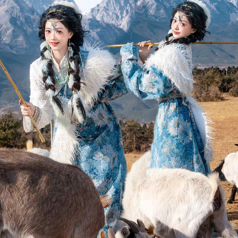 新款蓝色藏袍藏族服装民族写真旅拍云南丽江川西西藏民族特色服饰