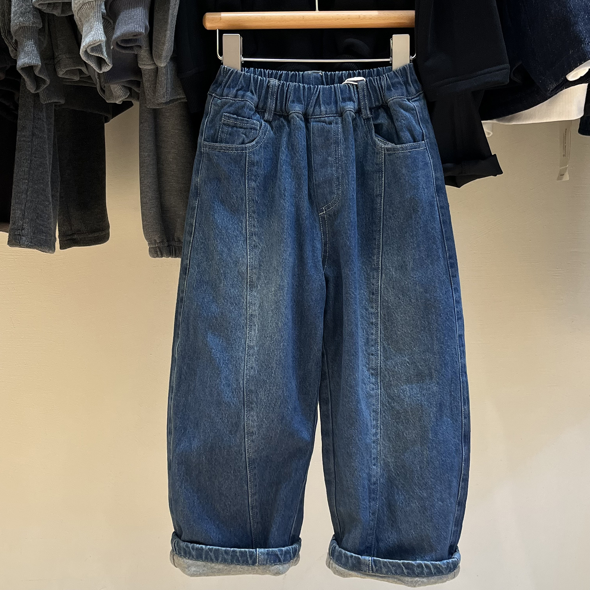 儿童牛仔裤秋冬款宽松直筒双层裤