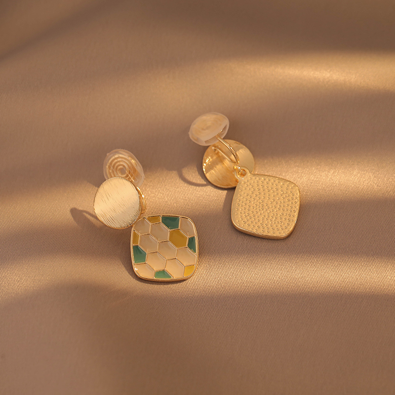 菱形方格耳环蚊香盘无耳洞耳夹