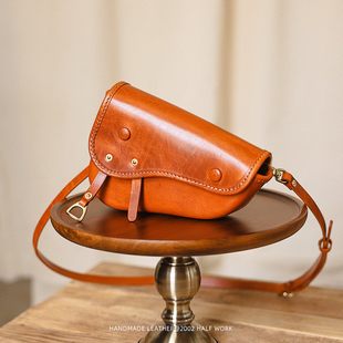 HALF 植鞣头层牛皮马鞍包复古手工休闲真皮包男女单肩斜挎包 WORK