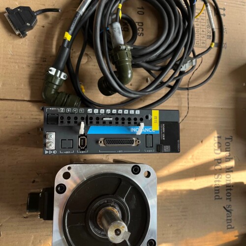 2-30套98新汇川1.5KW伺服 SV660PT5R4I 议价