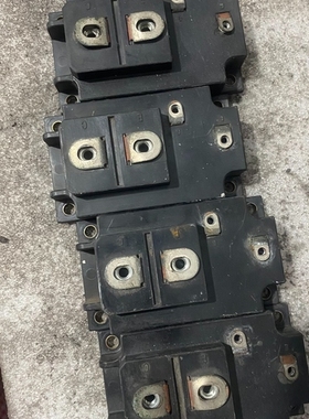 1MBI300U4一120一03，成色如图，功能正常 议价