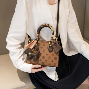 爆款 轻奢单肩包包时尚 斜挎包女 印花高级手提包托特2025新款 高配版