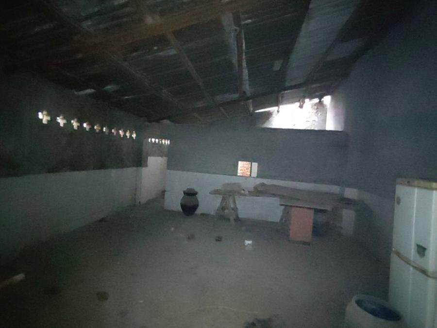 4月29日南充市顺庆区舞凤镇9村8社地上建（构）筑物及所在宗地的土地使用权、部分设施设备等资产网络拍卖公告