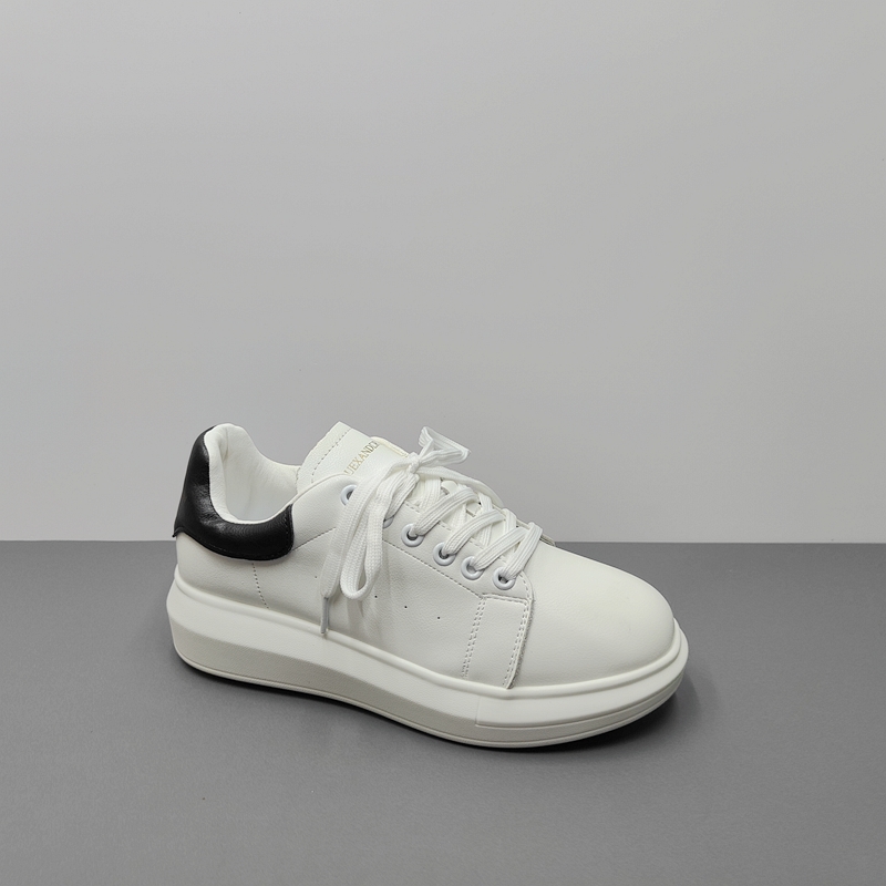 系带百搭洋气时尚潮流小白鞋软底