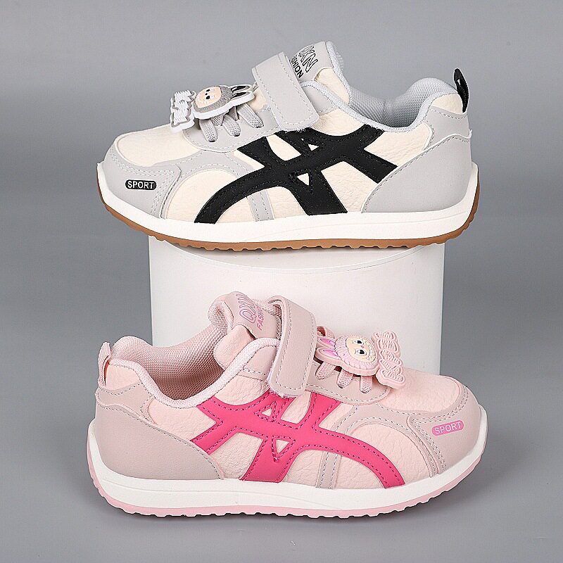 2026新款时尚洋气跑步鞋中大童学生板鞋男童防滑软底女童轻便童鞋