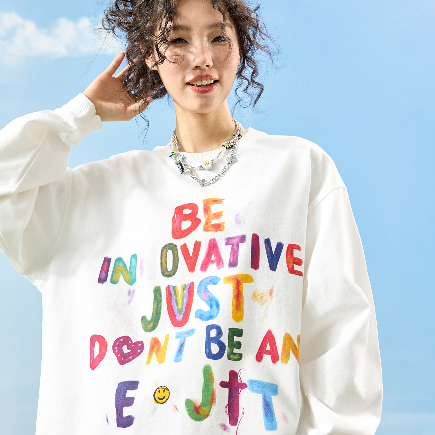 Nuthink彩色字母涂鸦长袖T恤男女