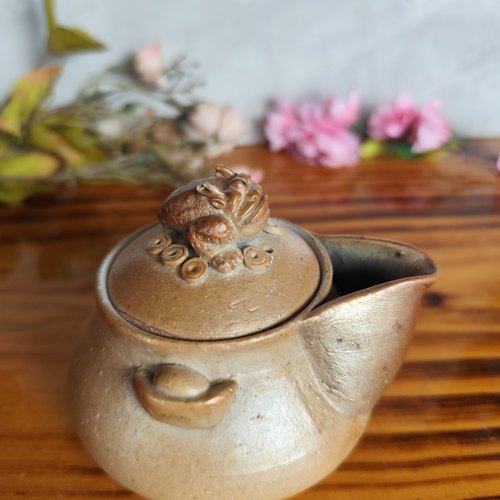 金蟾宝瓶细陶纯手工雕刻柴烧裸烧容量110CC