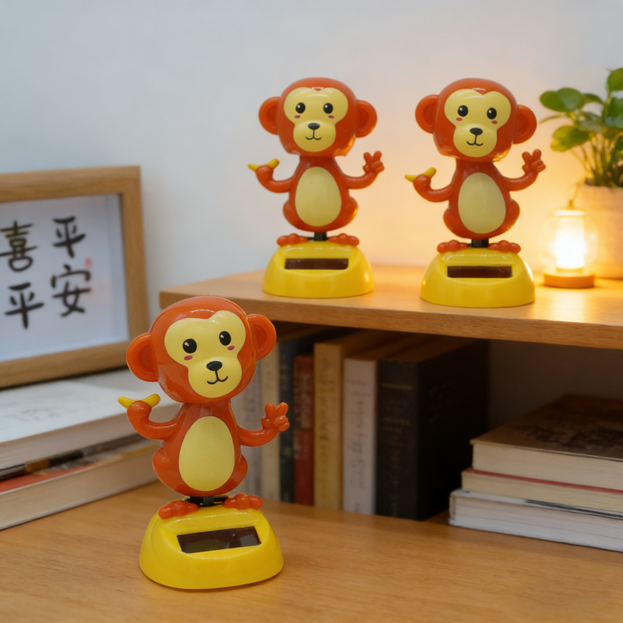 猴子新款太阳能摇摆猴子过家家玩具儿童创意礼品摆件装饰品热销品