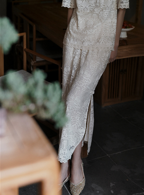 江南范白色蕾丝改良中式半身裙高腰开叉满绣轻国风2024夏日常半裙