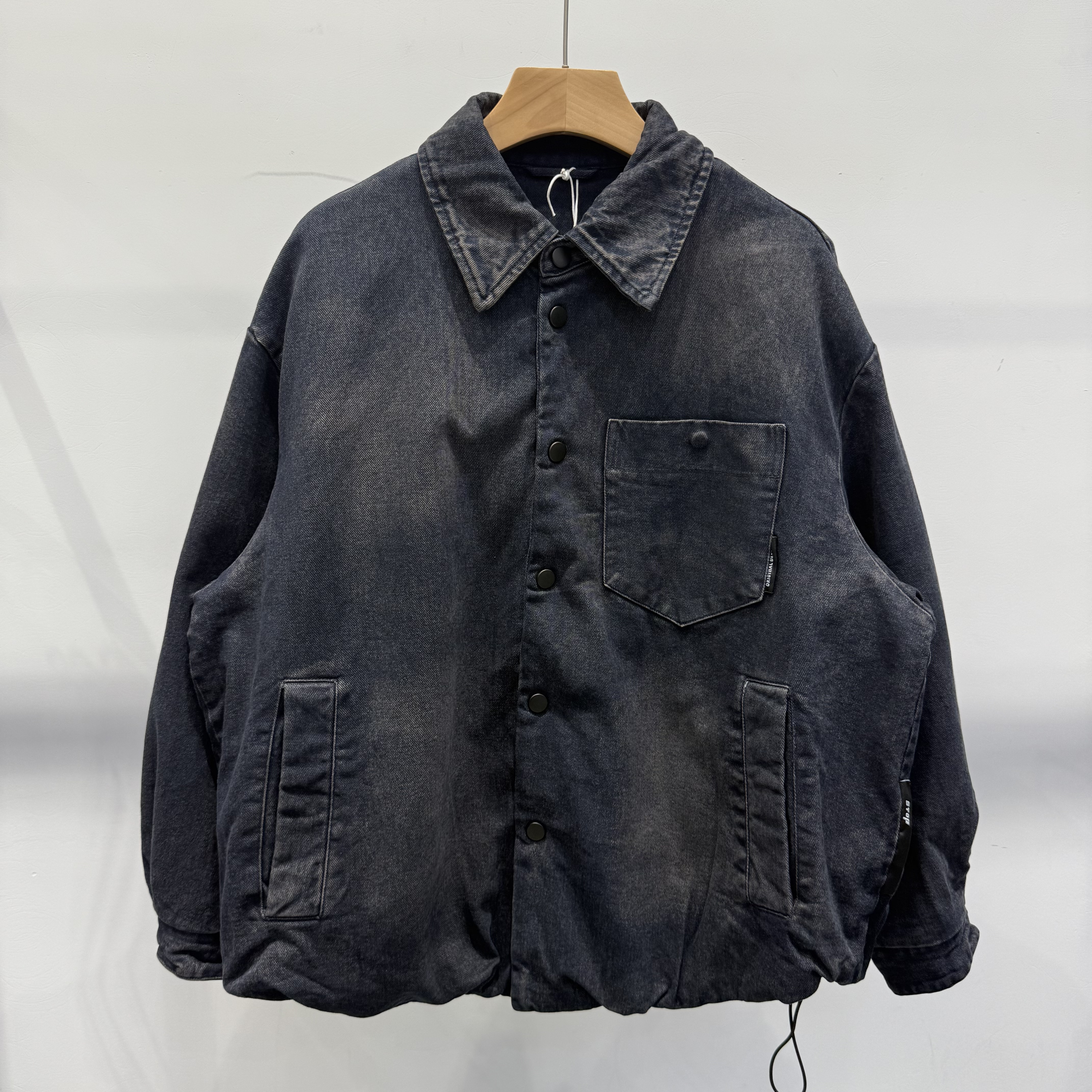 2025冬季新款男斑驳洗水牛仔衬衫轻羽绒服外套宽松休闲百搭上衣