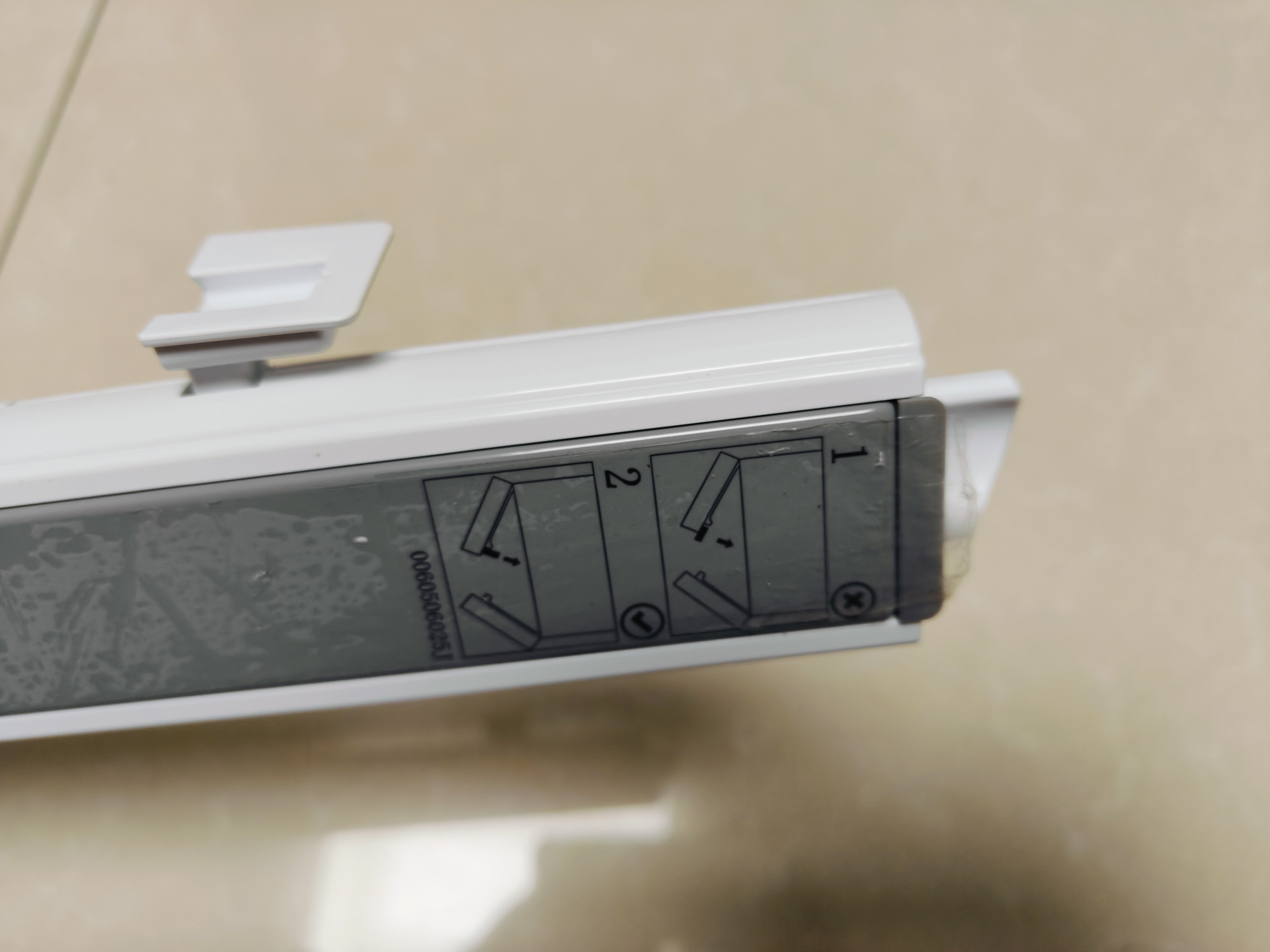 海尔冰箱立梁配件冷藏室翻转梁双开门竖梁冰箱立柱冰箱配件单插头