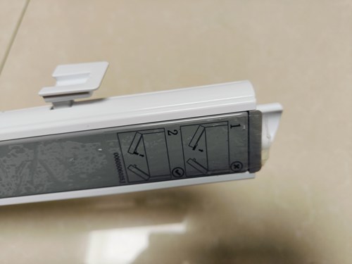 海尔冰箱立梁配件冷藏室翻转梁双开门竖梁冰箱立柱冰箱配件单插头