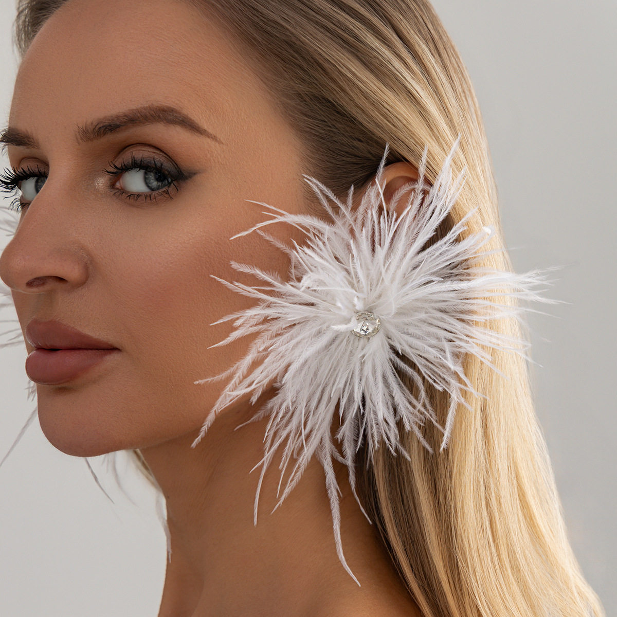 新款饰品欧美风设计感羽毛镶嵌水钻气质耳饰女士耳钉