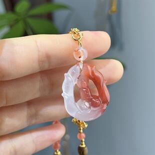 震惊了方言企业精品和田玉放巨漏冰飘南红温润细腻晶莹项链吊坠O