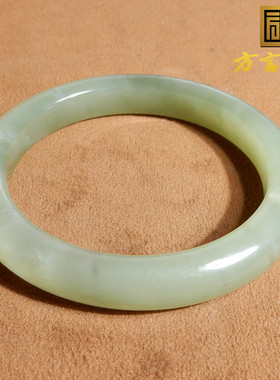 青海料湖水绿茶晴色55mm精美手镯