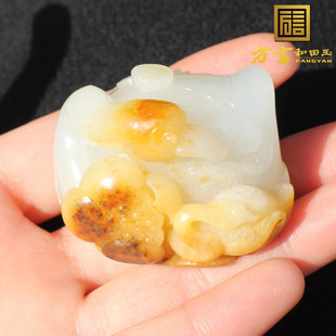 重磅方言和田玉珍藏级老熟如酥黄沁皮白玉籽料一鹭连科吊坠挂件A5