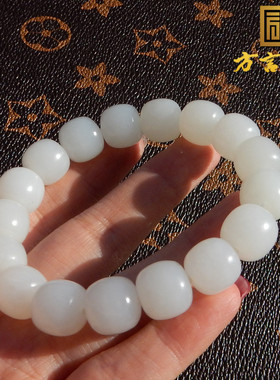 俄罗斯羊脂白玉卡12mm老型珠手串