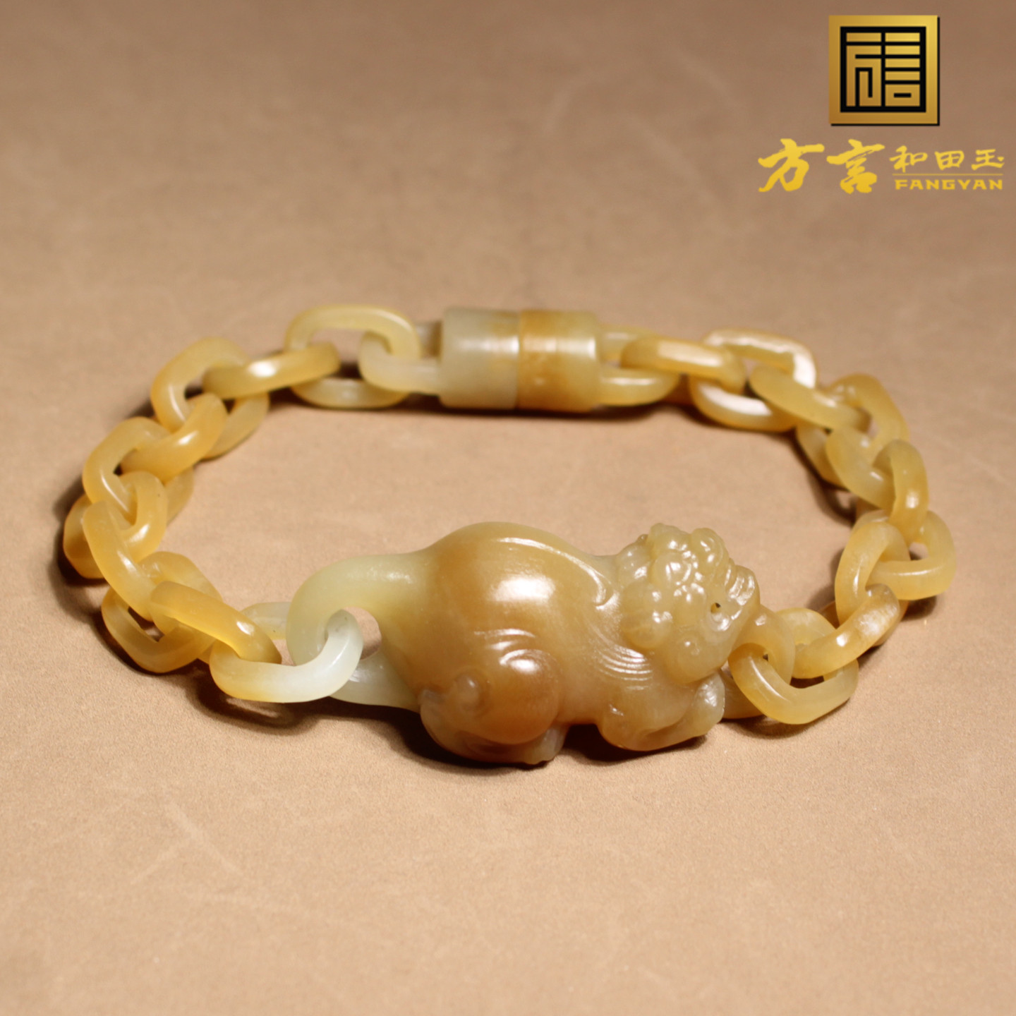 方言和田玉收藏标本级新疆且末山料老熟无结构糖白玉环貔貅手链A5