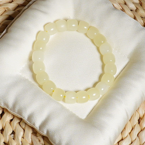 仅一条和田玉新疆且末料高细糯浅暖调蜂蜜水色10MM直切男女手串U