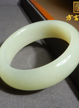 嗨翻天方言和田玉罕见巨漏新疆细腻且末料淡黄口贵妃女士手镯A10