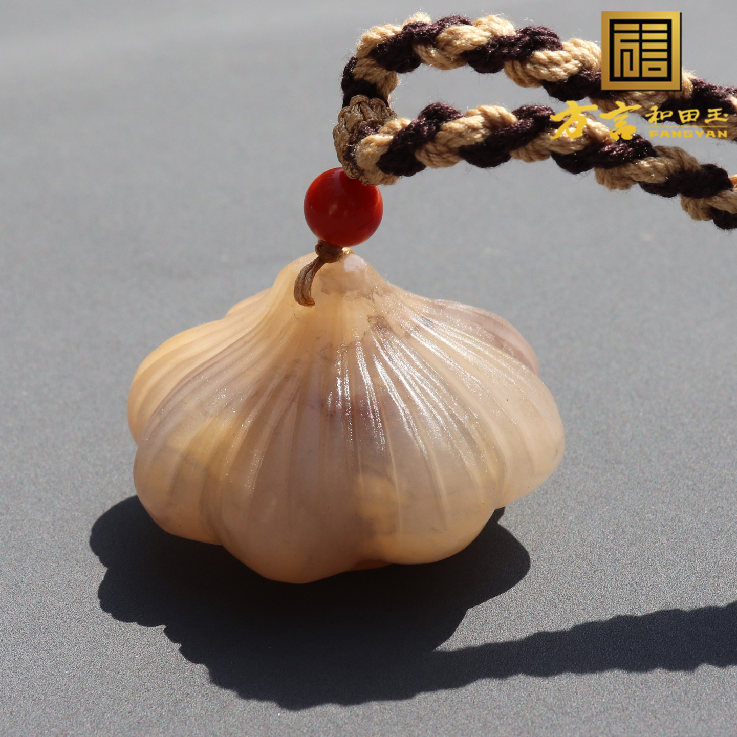 亏麻了方言新疆精品巨漏克拉玛依金丝玉粉紫色胜蒜在握手把件A8