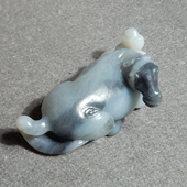 方言和田玉新疆挂金皮一线天聚墨青花白玉籽料马上有钱手把件X3