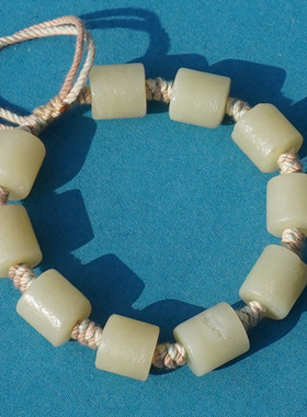 方言且末淡黄口料老光工艺桶手串