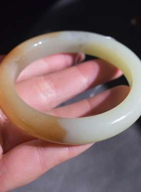 方言和田玉特惠精品新疆且末料糖白玉油润细腻内径55mm手镯子R1
