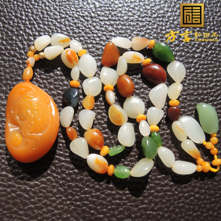 方言和田玉黄金黄色玉吊坠项链