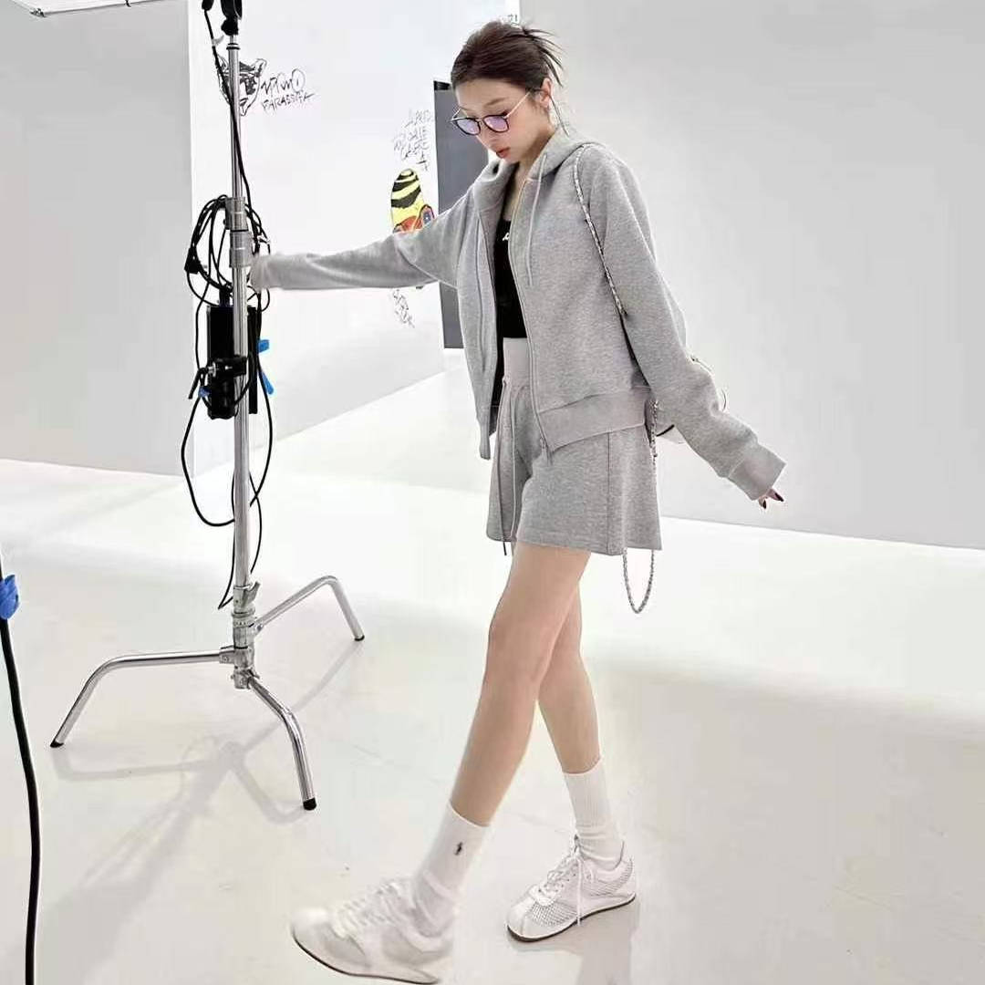 卫衣外套短裤时尚套装女2025年夏季新款两件套宽松休闲气质热销潮
