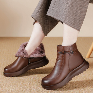 真皮妈妈鞋棉鞋冬季保暖中年软底短靴防滑中老年人羊毛平底皮鞋女