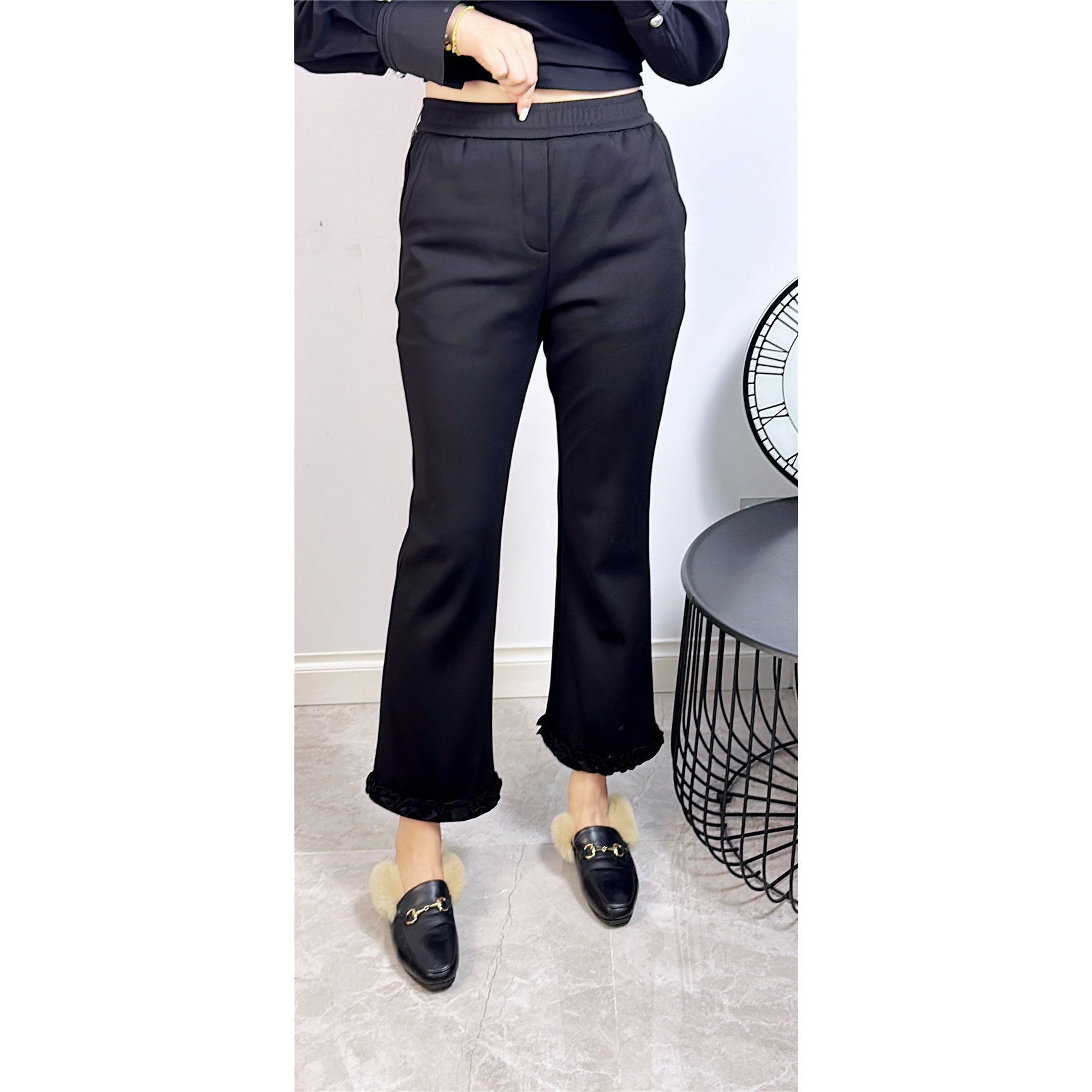 2107珂颖2025冬季新款大码女装宽松显瘦裤子遮肉高腰微喇裤子百搭