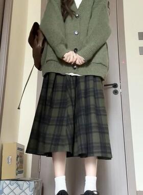 秋季新款日系慵懒风绿色开衫毛衣+白衬衫+高腰格纹半身裙时尚套装