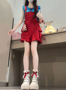 夏日清新甜美可爱多巴胺红色背带短裤女搭配蓝色上衣新款两件套装