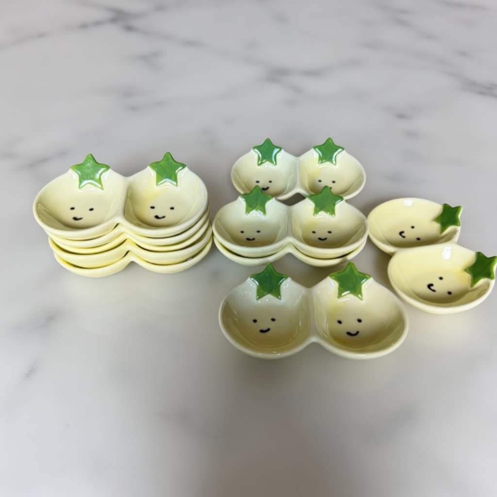 可爱造型蘸料碟双格家用火锅味碟酱油调味醋碟茶点小碟陶瓷餐具