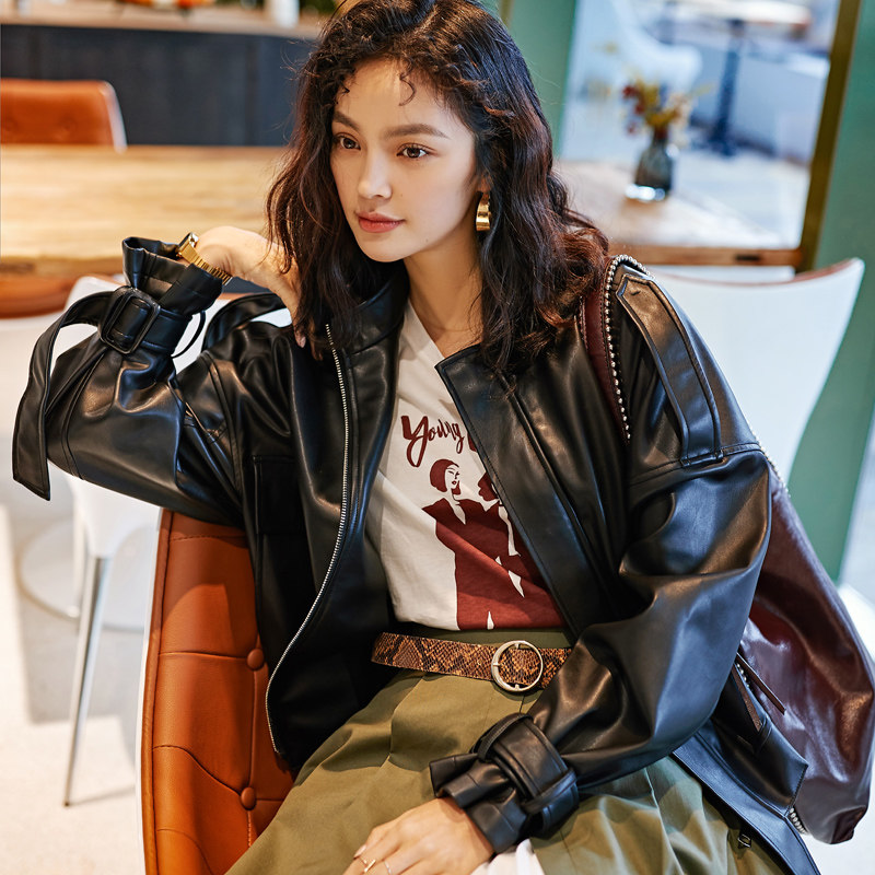 Korean version was thin bf handsome Uniform wind Epaulette pu leather jacket Easy black Locomotive leather Pilot coatin the Women's clothing/Boutique , Leather clothing  category - from Buy2taobao.com to provide professional Taobao agent buy service