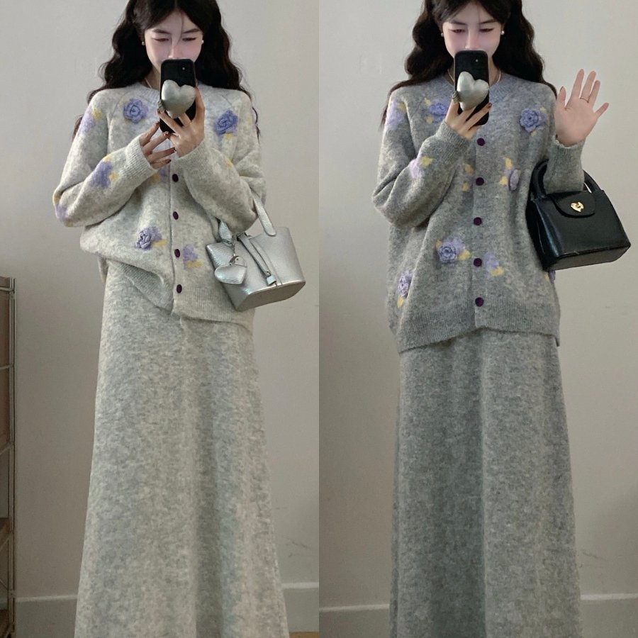 韩版大码冬季韩系重工立体花朵高级感软糯针织衫毛衣+半身裙套装