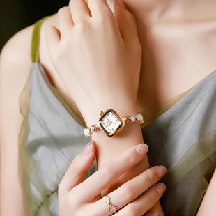 【新品补贴价】聚利时手链日韩腕表气质小巧女表手链式手表女1425