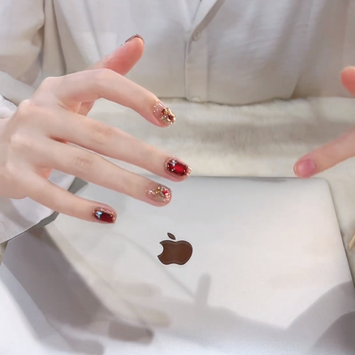 新年红纯手工穿戴美甲变光云雾猫眼爆闪显白美甲贴片10片