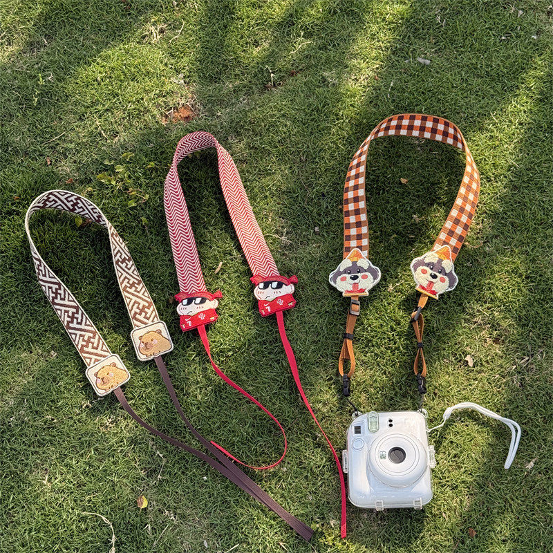 2025新款可爱刺绣相机背带挂脖绳单反拍立得相机背带肩带斜跨挂绳