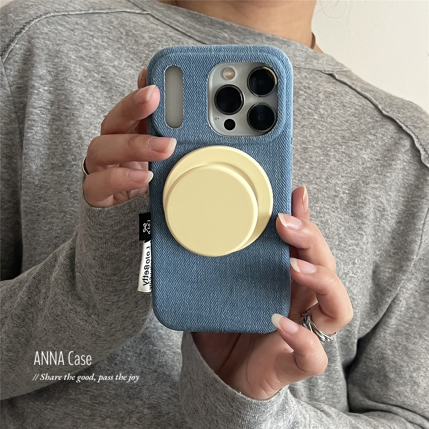 浅蓝牛仔布磁吸奶黄支架手机壳