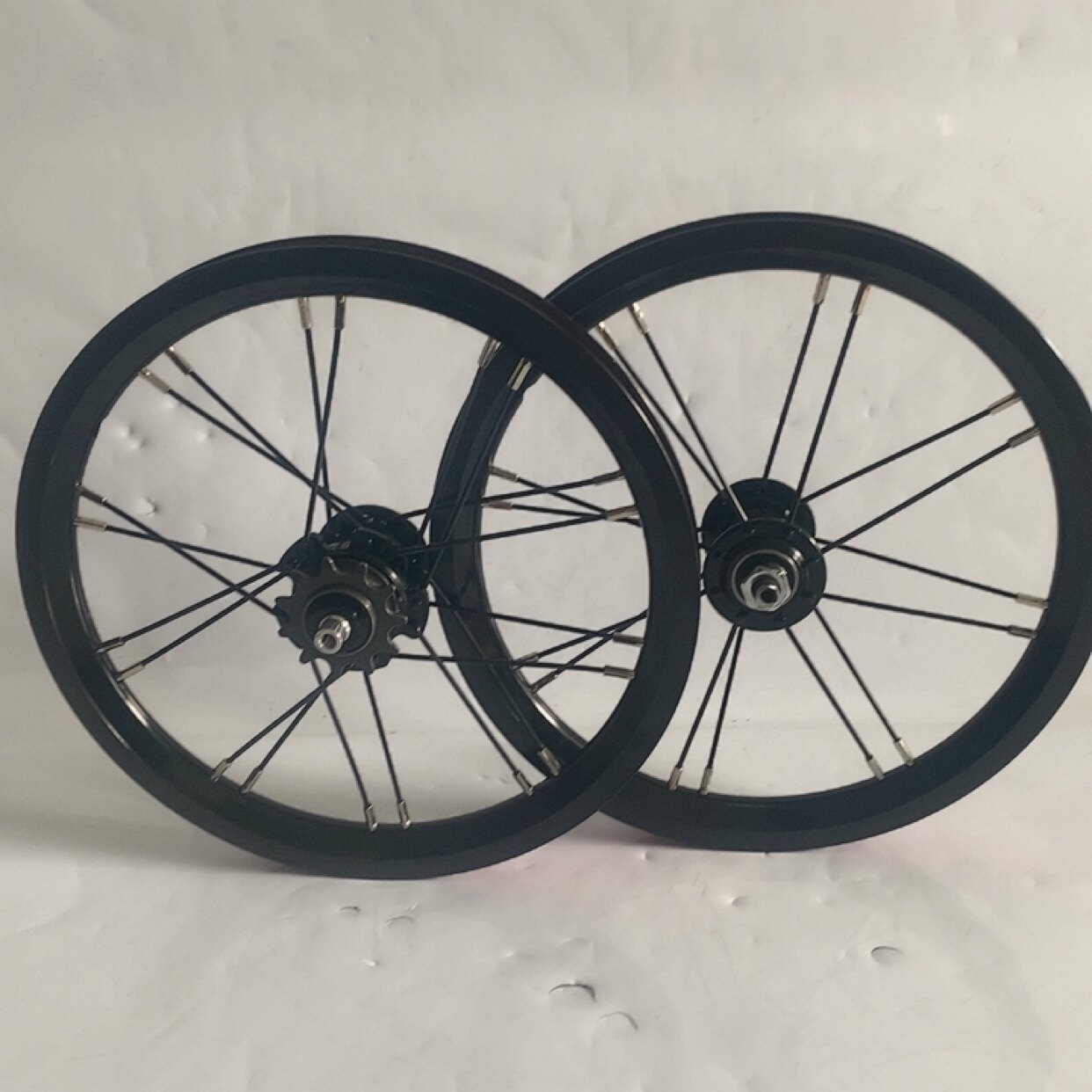 14寸全黑色V刹前74后85开档双层铝合金车圈粗辐条6培林120响轮组